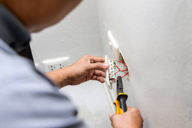Best Emergency Electrician Near Me  in Wareham Center, MA